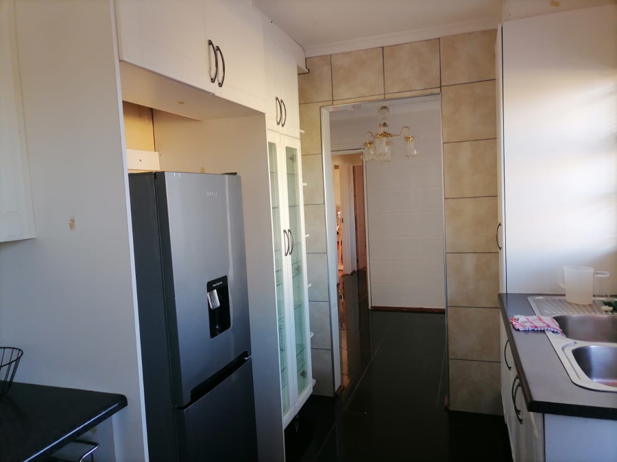 3 Bedroom Property for Sale in Tlhabane West North West